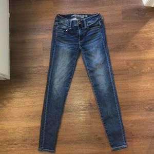 AMERICAN EAGLE JEANS!